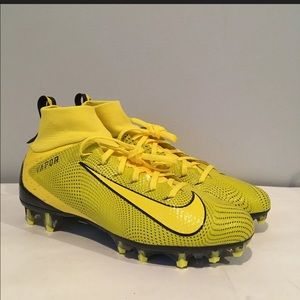 Nike Vapor Untouchable Pro 3 Football Cleats